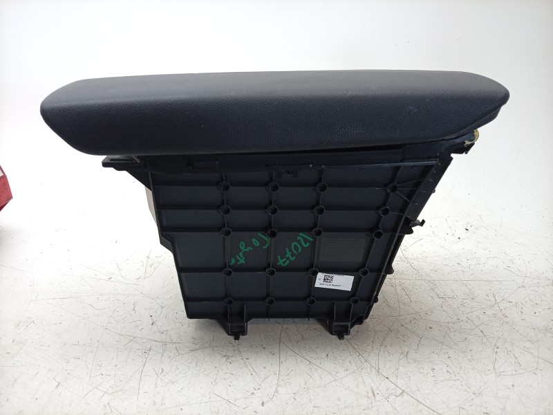 Recambio de apoyabrazos central para toyota c-hr (_x1_) 2.0 hybrid (maxh10) referencia OEM IAM  58812F4050 