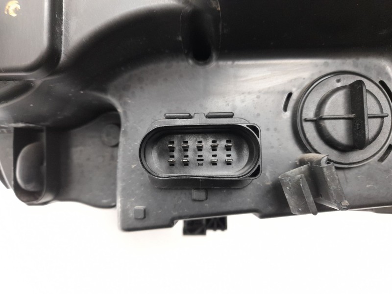 Recambio de faro derecho para ford transit v363 furgoneta (fcd, fdd) 2.0 ecoblue 4x4 referencia OEM IAM  GK3113W029BC 1011062000