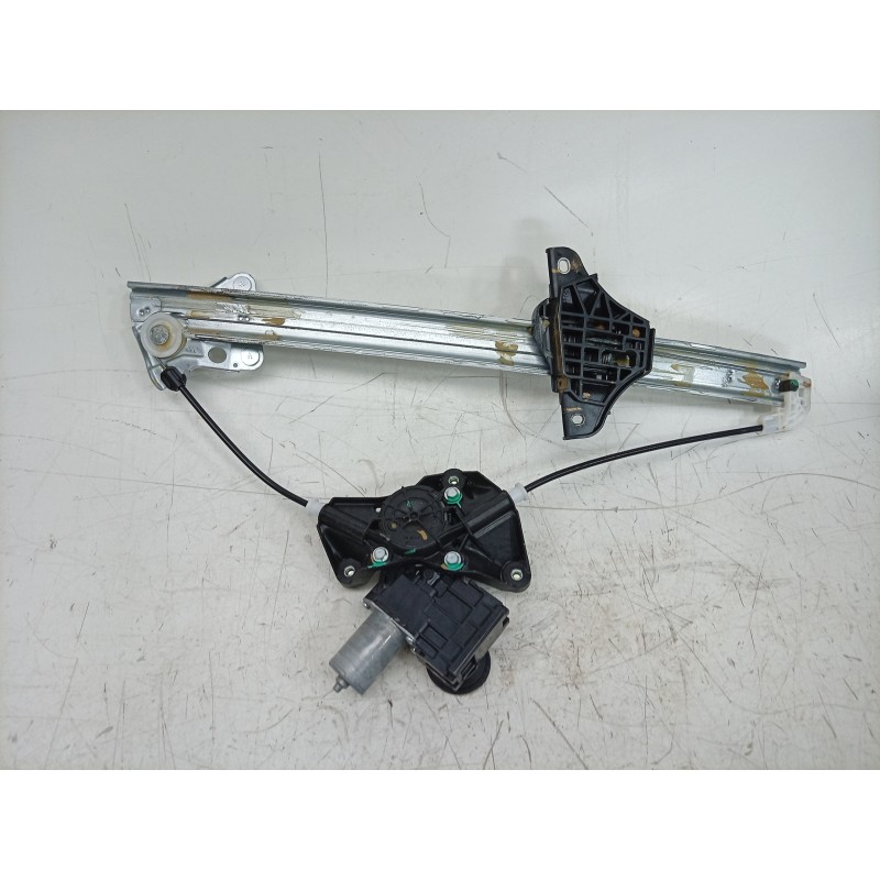 Recambio de elevalunas delantero izquierdo para toyota yaris (_p21_, _pa1_, _ph1_) 1.5 hybrid (mxph11) referencia OEM IAM  85720