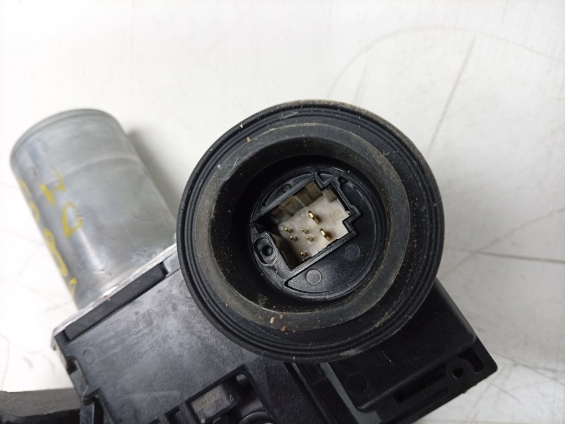 Recambio de elevalunas delantero izquierdo para toyota yaris (_p21_, _pa1_, _ph1_) 1.5 hybrid (mxph11) referencia OEM IAM  85720