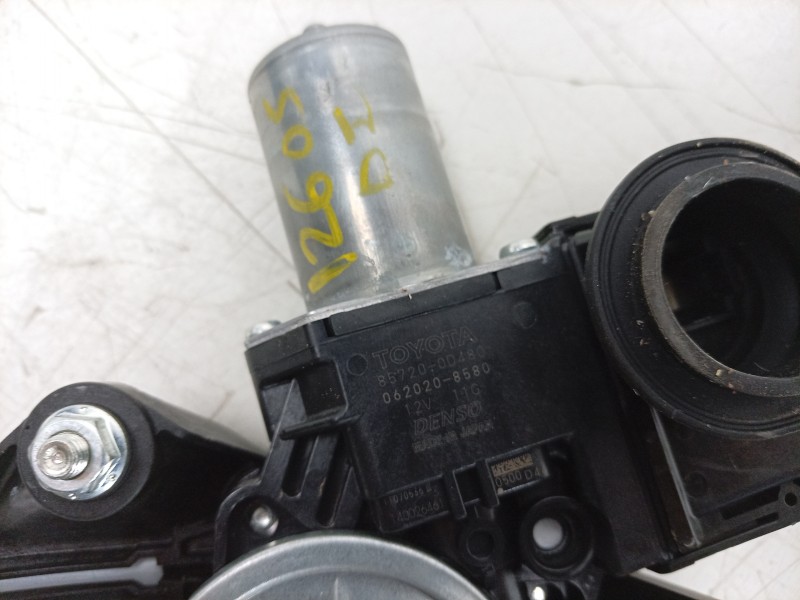 Recambio de elevalunas delantero izquierdo para toyota yaris (_p21_, _pa1_, _ph1_) 1.5 hybrid (mxph11) referencia OEM IAM  85720