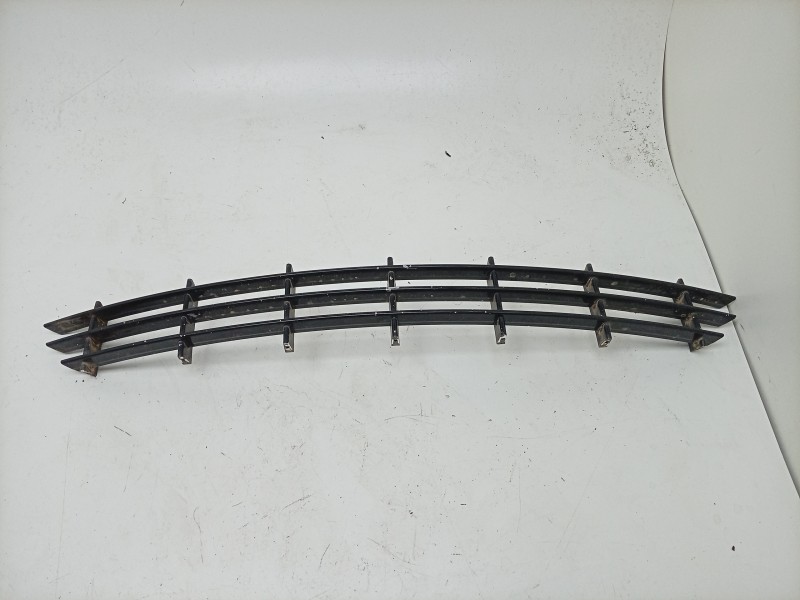 Recambio de rejilla delantera para aston martin rapide 5.9 v12 cat referencia OEM IAM  AD438156AB 