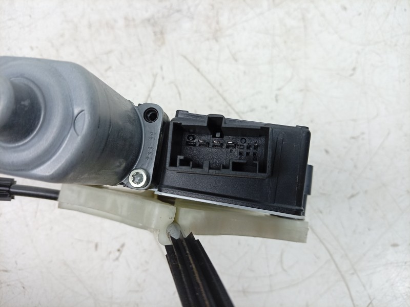 Recambio de elevalunas trasero izquierdo para seat arona (kj7, kjp) 1.0 tsi referencia OEM IAM  6F0839461C 