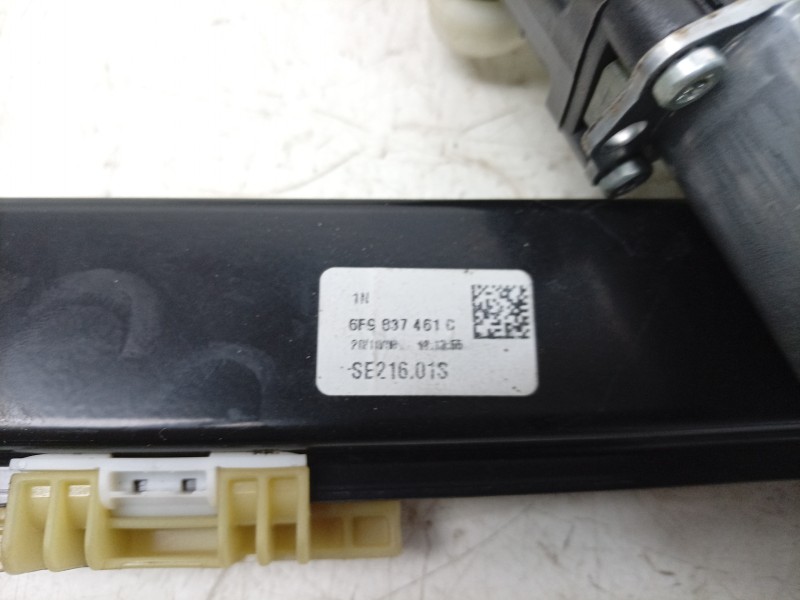 Recambio de elevalunas delantero izquierdo para seat arona (kj7, kjp) 1.0 tsi referencia OEM IAM  6F9837461C 