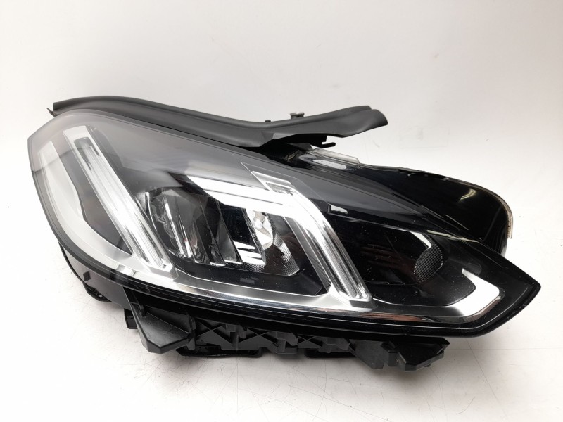 Recambio de faro derecho para bmw 1 118 d f70 referencia OEM IAM  63115A8E2E4 