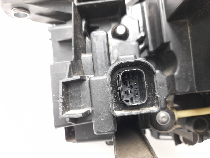 Recambio de faro derecho para bmw 1 118 d f70 referencia OEM IAM  63115A8E2E4 
