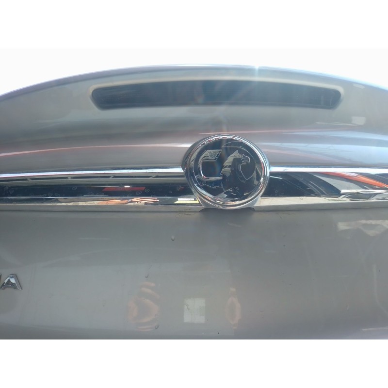 Recambio de maneta exterior porton para opel insignia a sedán (g09) 2.0 turbo e85 (69) referencia OEM IAM   