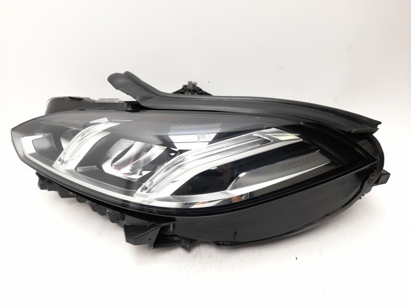 Recambio de faro izquierdo para bmw 1 118 d f70 referencia OEM IAM  63115A8E2E3 