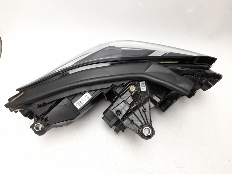 Recambio de faro izquierdo para bmw 1 118 d f70 referencia OEM IAM  63115A8E2E3 