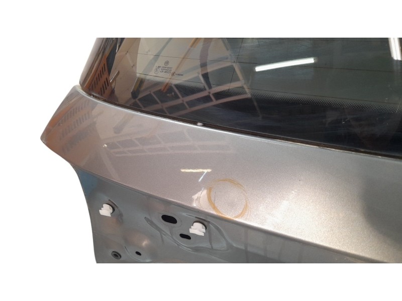 Recambio de porton trasero para volkswagen t-cross 1.0 tsi referencia OEM IAM 2GM827025D  