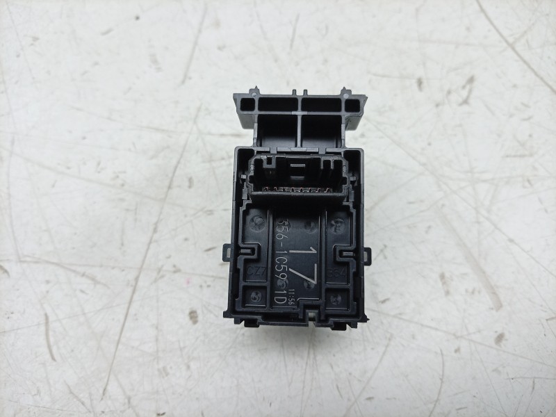 Recambio de mando elevalunas trasero izquierdo para toyota yaris (_p21_, _pa1_, _ph1_) 1.5 hybrid (mxph10) referencia OEM IAM  8