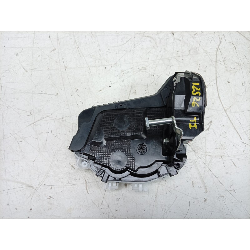 Recambio de cerradura puerta trasera izquierda para toyota yaris (_p21_, _pa1_, _ph1_) 1.5 hybrid (mxph10) referencia OEM IAM M7