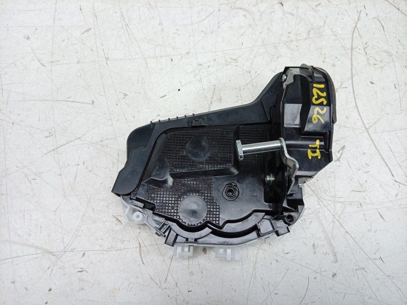 Recambio de cerradura puerta trasera izquierda para toyota yaris (_p21_, _pa1_, _ph1_) 1.5 hybrid (mxph10) referencia OEM IAM M7