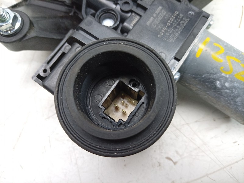 Recambio de elevalunas trasero izquierdo para toyota yaris (_p21_, _pa1_, _ph1_) 1.5 hybrid (mxph10) referencia OEM IAM 06202086