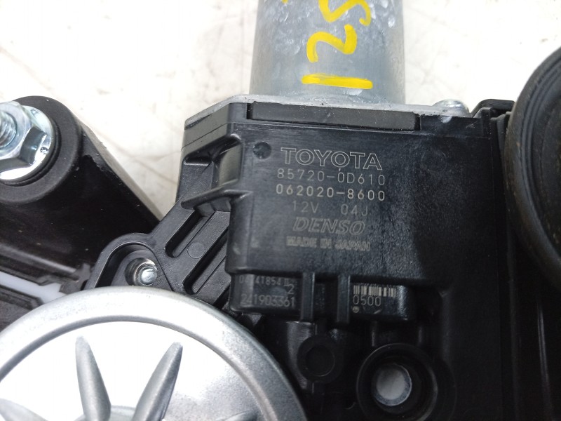 Recambio de elevalunas trasero izquierdo para toyota yaris (_p21_, _pa1_, _ph1_) 1.5 hybrid (mxph10) referencia OEM IAM 06202086