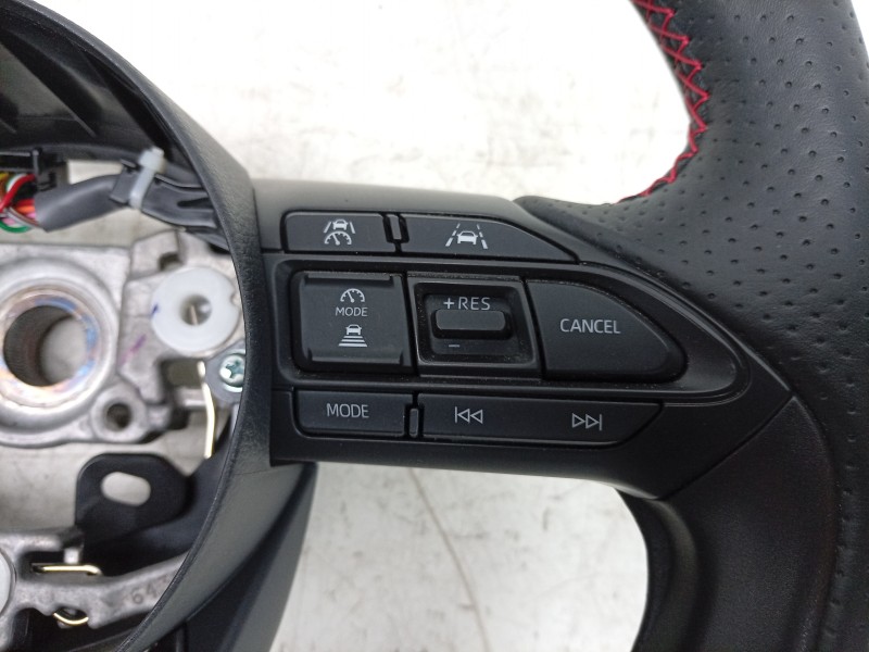 Recambio de volante para toyota yaris (_p21_, _pa1_, _ph1_) 1.5 hybrid (mxph11) referencia OEM IAM  45100K0190C1 