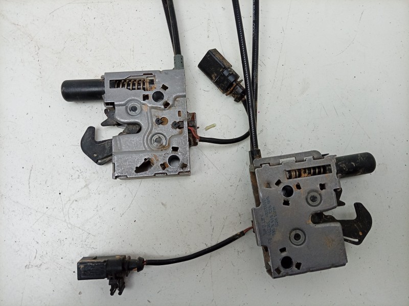 Recambio de cerradura capo para audi a5 sportback (f5a, f5f) 40 tfsi mild hybrid referencia OEM IAM  8W0823509E 