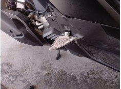 Recambio de estribera derecha para honda pcx pcx 125 (jk05) referencia OEM IAM    2