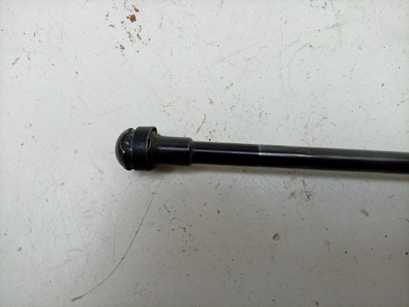 Recambio de amortiguadores de porton para aston martin rapide 5.9 v12 cat referencia OEM IAM  AD43F23505AB 
