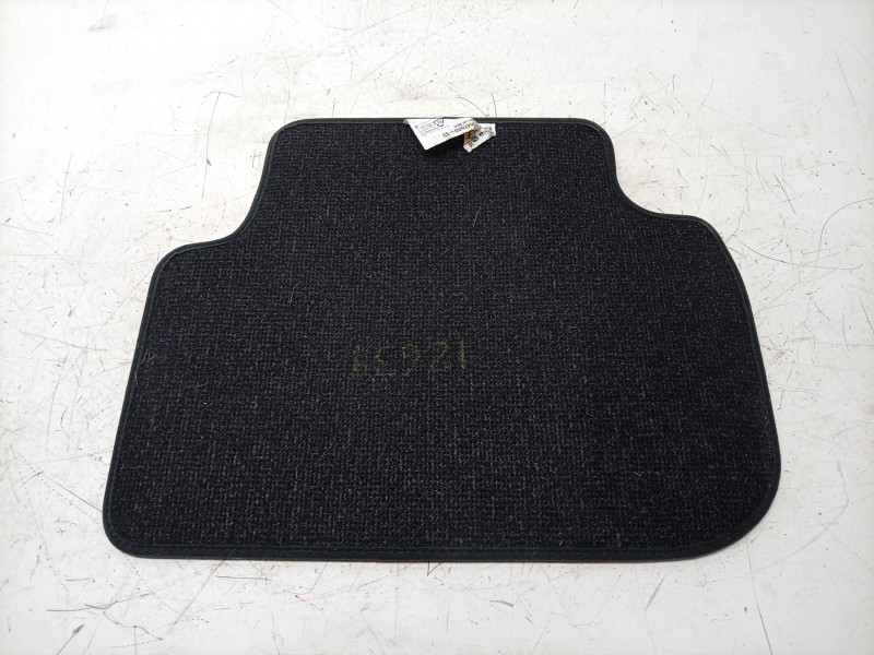 Recambio de juego alfombrillas para bmw 1 118 d f70 referencia OEM IAM  51475A476A9 