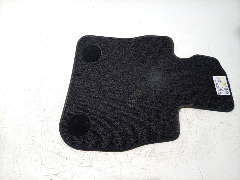 Recambio de juego alfombrillas para bmw 1 118 d f70 referencia OEM IAM  51475A476A9 