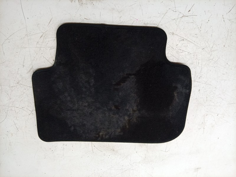 Recambio de juego alfombrillas para bmw 1 118 d f70 referencia OEM IAM  51475A476A9 