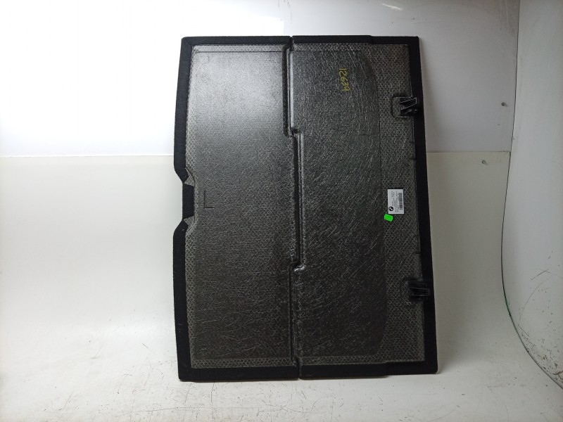 Recambio de tapa maletero para bmw 1 118 d f70 referencia OEM IAM  744823110 