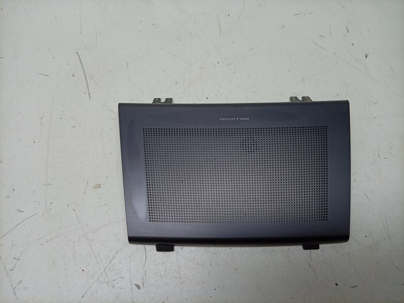 Recambio de moldura para aston martin rapide 5.9 v12 cat referencia OEM IAM  9D33C046A26AC 