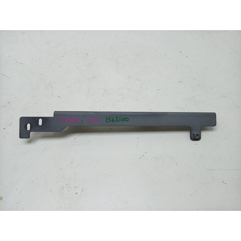 Recambio de soporte / guia puerta corredera para aston martin rapide 5.9 v12 cat referencia OEM IAM  4G43043B19AC 