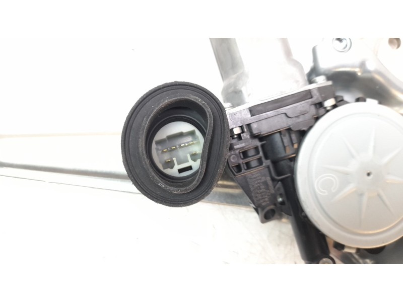 Recambio de elevalunas trasero izquierdo para toyota rav4 referencia OEM IAM 6980442050  