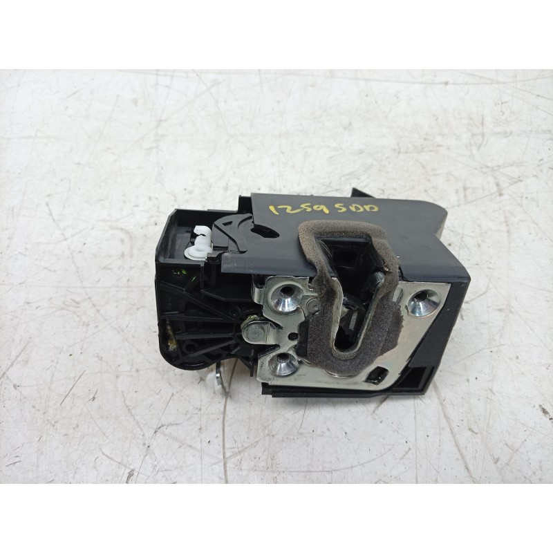 Recambio de cerradura puerta delantera derecha para dacia sandero iii 1.0 tce 90 eco-g referencia OEM IAM  805028269R 