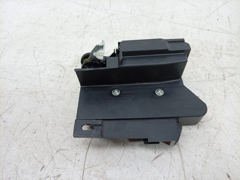 Recambio de cerradura puerta delantera derecha para dacia sandero iii 1.0 tce 90 eco-g referencia OEM IAM  805028269R 