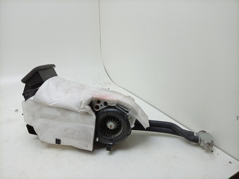 Recambio de ventilador calefaccion para aston martin rapide 5.9 v12 cat referencia OEM IAM  AD4319B705AB 