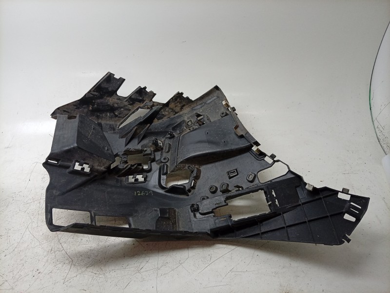 Recambio de soporte paragolpes delantero izquierdo para bmw 1 118 d f70 referencia OEM IAM  5111195935 