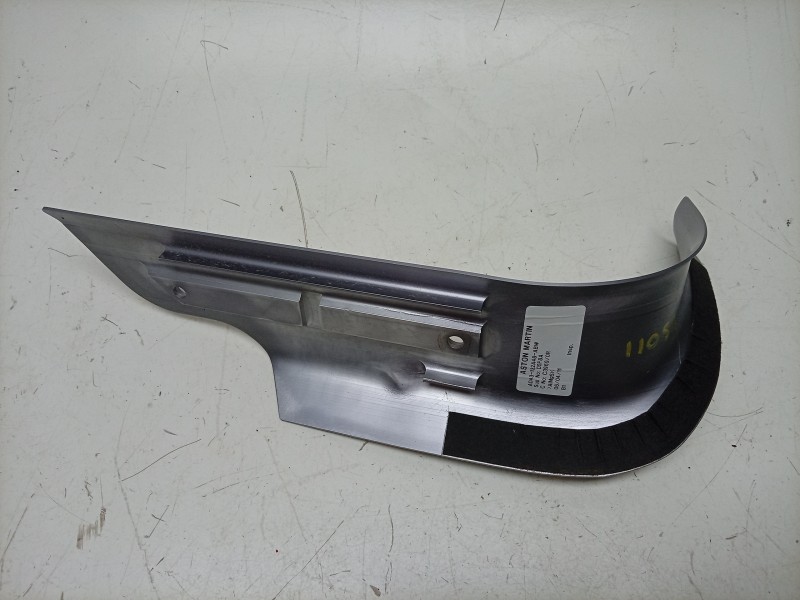 Recambio de moldura para aston martin rapide 5.9 v12 cat referencia OEM IAM  AD43132A48ABW 
