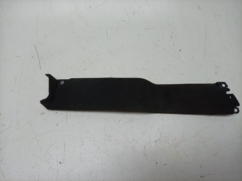Recambio de moldura para aston martin rapide 5.9 v12 cat referencia OEM IAM  AD4324184AA 