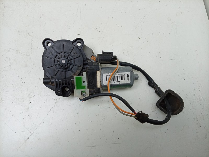 Recambio de motor elevalunas trasero izquierdo para aston martin rapide 5.9 v12 cat referencia OEM IAM  D347101 