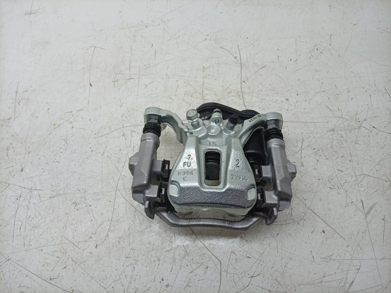 Recambio de pinza freno trasera izquierda para toyota yaris (_p21_, _pa1_, _ph1_) 1.5 hybrid (mxph10) referencia OEM IAM  F394C 