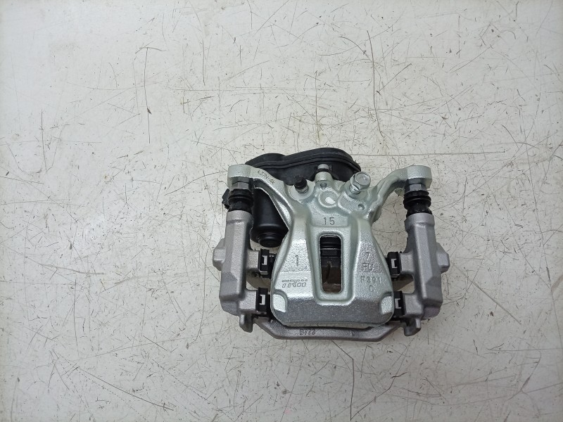 Recambio de pinza de freno trasera izquierda para toyota yaris (_p21_, _pa1_, _ph1_) 1.5 hybrid (mxph10) referencia OEM IAM  F39