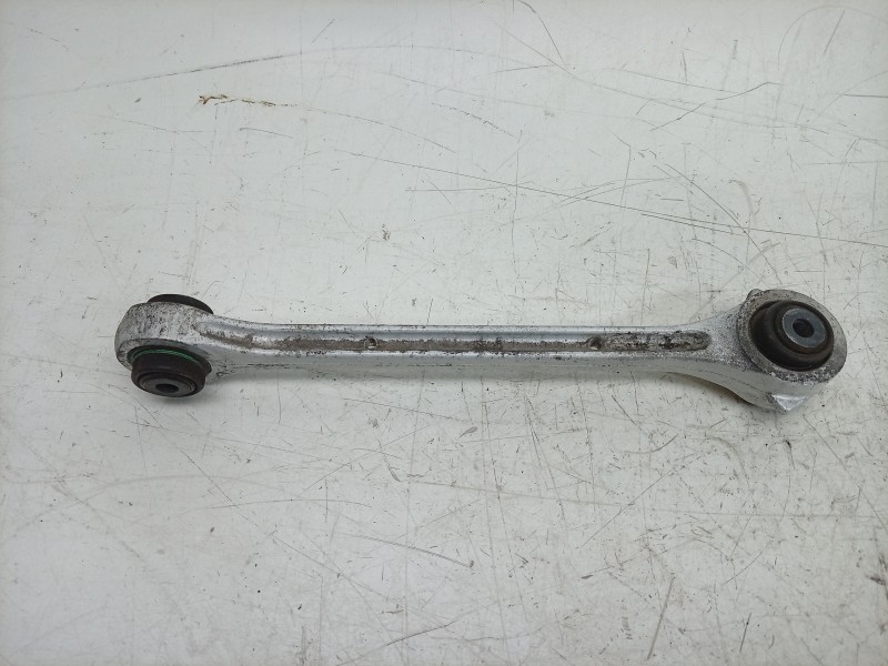 Recambio de brazo suspension trasero izquierdo para aston martin rapide 5.9 v12 cat referencia OEM IAM  4G435B551AA 