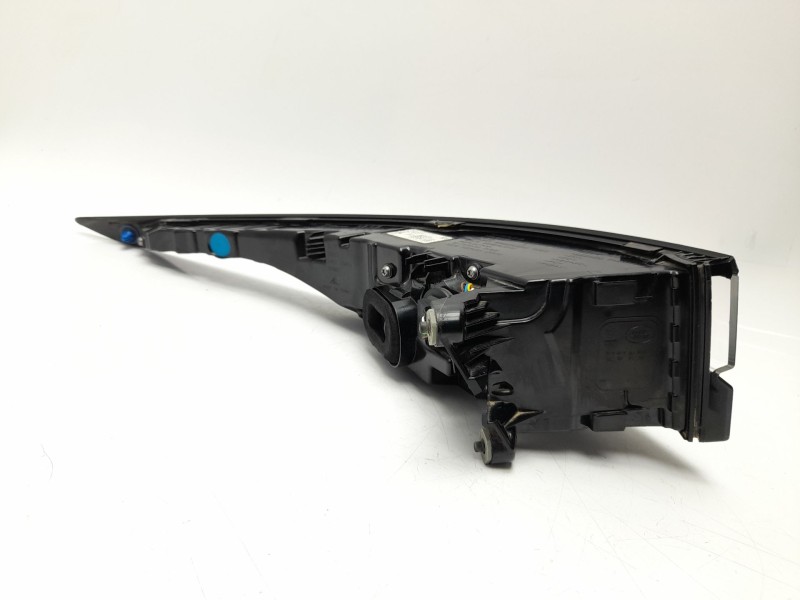 Recambio de piloto trasero derecho para land rover range rover evoque (l551) 2.0 d165 referencia OEM IAM  FR26830204 