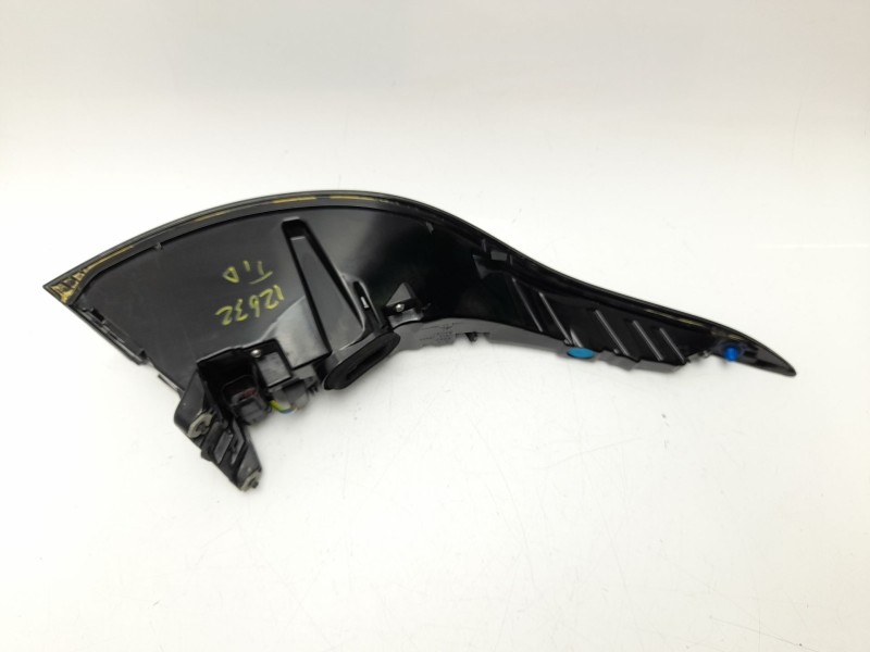 Recambio de piloto trasero derecho para land rover range rover evoque (l551) 2.0 d165 referencia OEM IAM  FR26830204 
