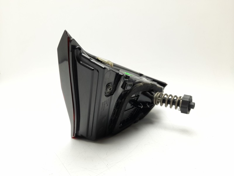 Recambio de piloto trasero derecho interior para bmw 1 118 d f70 referencia OEM IAM  63215A36174 