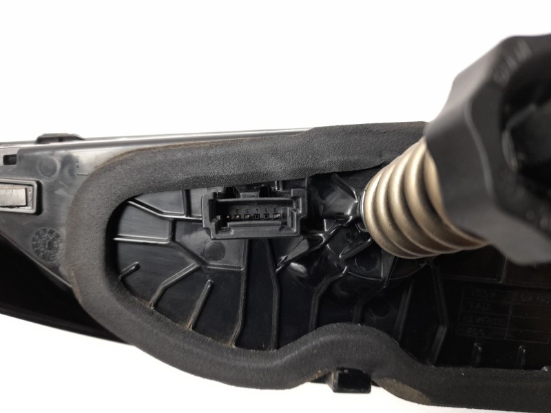 Recambio de piloto trasero izquierdo interior para bmw 1 118 d f70 referencia OEM IAM  63215A36175 