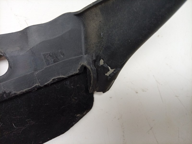 Recambio de gomas contorno puerta para aston martin rapide 5.9 v12 cat referencia OEM IAM  AD43F20571A 
