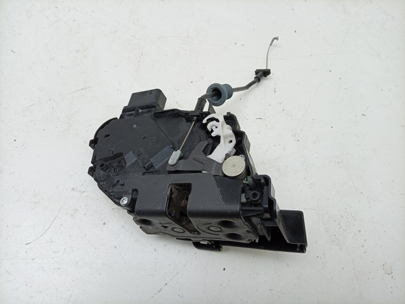 Recambio de cerradura puerta delantera derecha para aston martin rapide 5.9 v12 cat referencia OEM IAM  6G436510233 