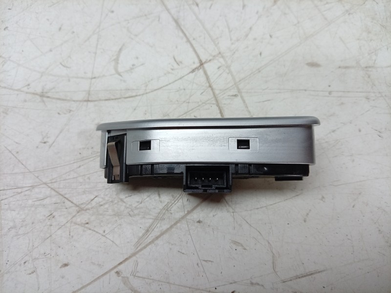 Recambio de interruptor de memoria asiento para maserati ghibli iii (m157) 3.0 s q4 referencia OEM IAM  670025240 