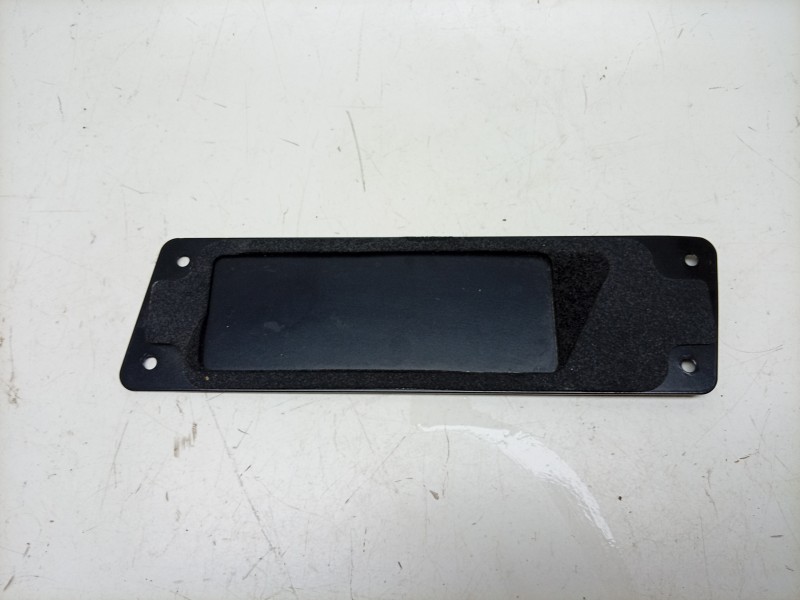 Recambio de moldura para aston martin rapide 5.9 v12 cat referencia OEM IAM  AD431651BA 
