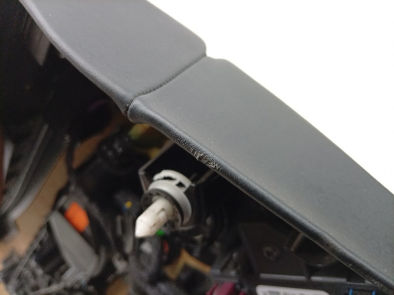 Recambio de guarnecido puerta trasera derecha para maserati ghibli iii (m157) 3.0 s q4 referencia OEM IAM  6700183420 