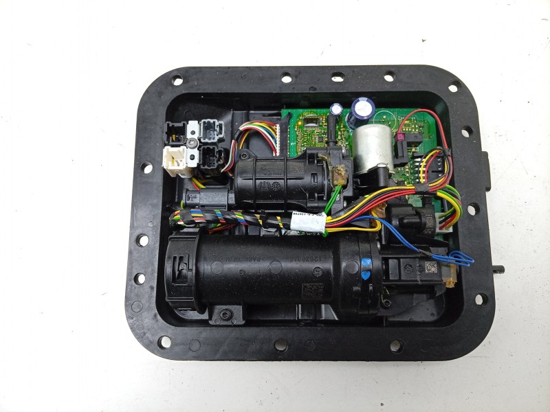 Recambio de bomba combustible para peugeot 308 ii (lb_, lp_, lw_, lh_, l3_) 1.5 bluehdi 130 referencia OEM IAM   